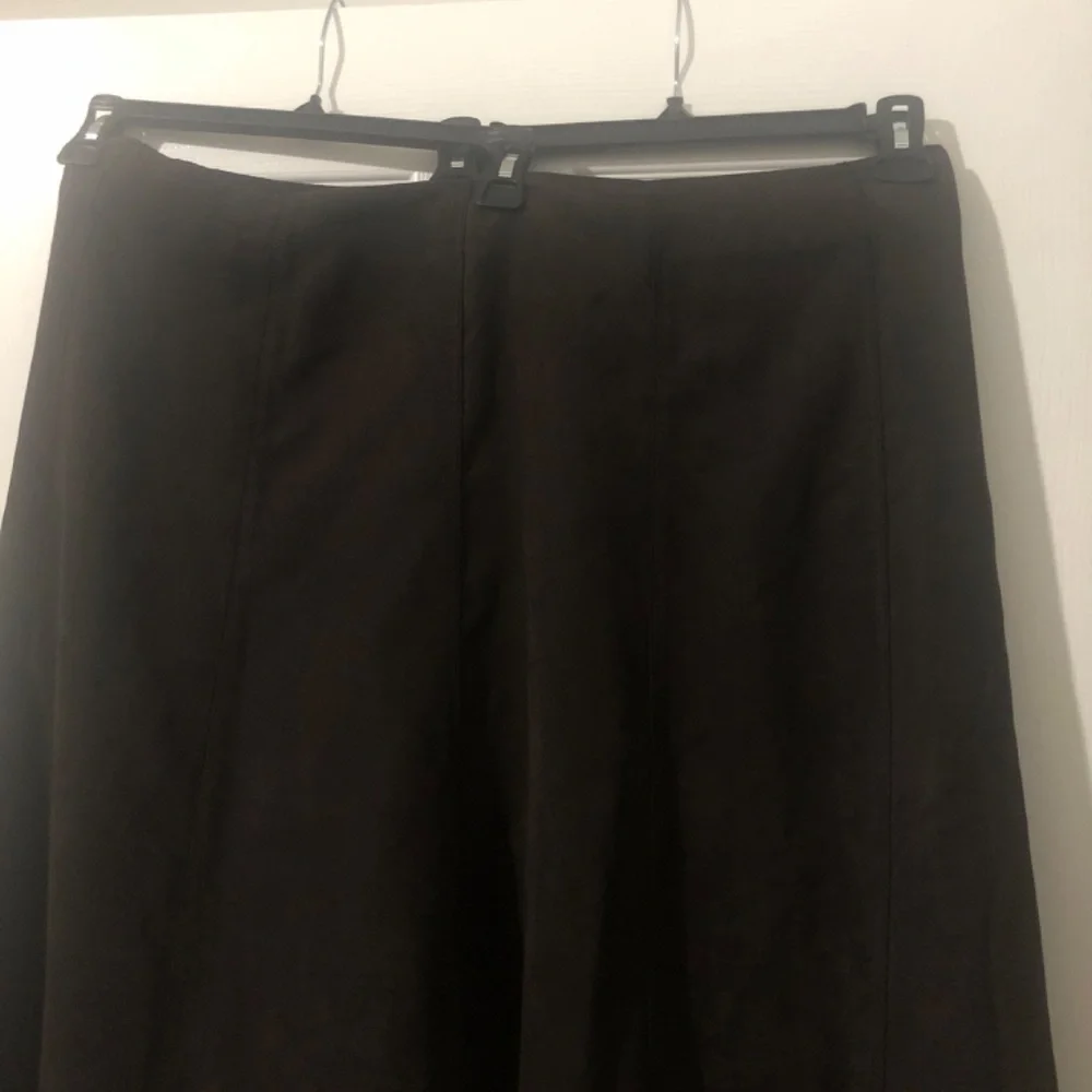 Women’s Brown Avenue Skirt - Picture 2 of 2